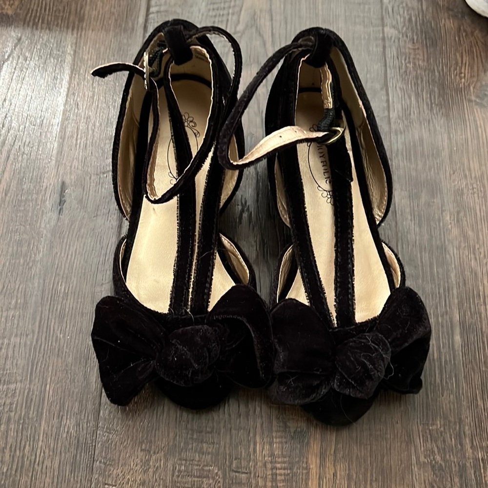 Joy folie little girl dress shoes
